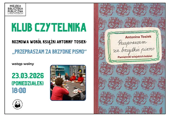 Plakat poziomy z białym tłem i zielonym nagłówkiem po lewej oraz dużą ilustracją okładki książki po prawej. Lewa kolumna zawiera kolorowe bloki tekstowe informacyjne w zieleni i niebieskim oraz małe zdjęcie spotkania — kilka osób siedzi przy stole dyskutując w bibliotece. Prawa część pokazuje dekoracyjną książkę z jasnoniebieskim tłem i powtarzającym się czerwonym motywem roślinnym oraz prostokątną etykietą na froncie. W rogu widoczne jest logo miejskiej biblioteki.