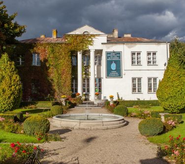 Pałac Rodziny Łubieńskich, siedziba Muzeum Ziemi Mińskiej