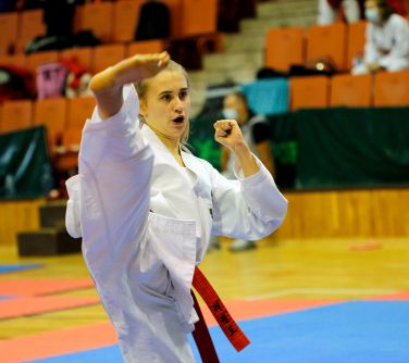 Zawodniczka MKS Taekwon-do podczas jednej z walk