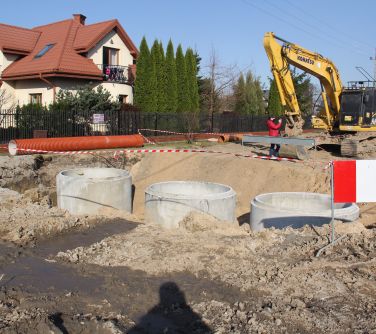 Trwa budowa kanalizacji wód opadowych w ulicy por Ludwika Wolańskiego