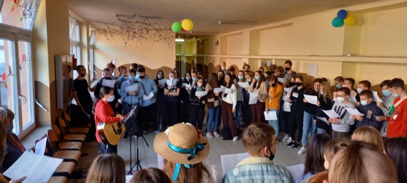 RADOSNA NIEPODLEGŁOŚĆ (4)