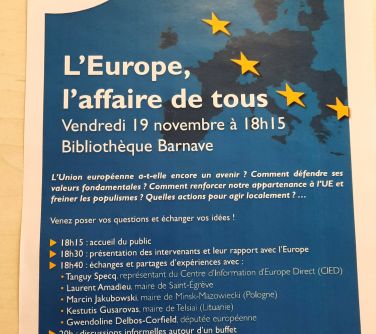 Plakat dotyczący debaty na temat wspólnej polityki europejskiej