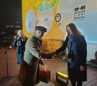 Uroczyste odsłonięcie muralu z okazji 100-lecia Pułku Lotniczego