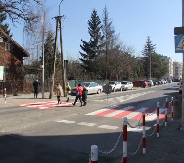 Nowe przejścia na skrzyżowaniu ulic Kościuszki, Daszyńskiego i Pięknej
