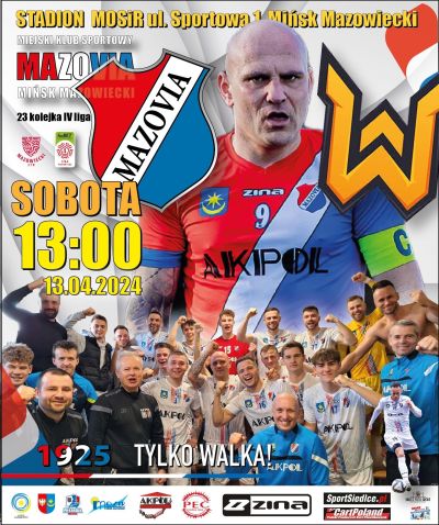na dole uśmiechnięci zawodnicy piłki nożnej, na górze widok na mężczyznę od pasa w górę w stroju sportowym obok tekst.