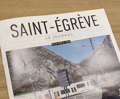 Zdjęcie pierwszej strony gazety Saint-Egreve Le Journal