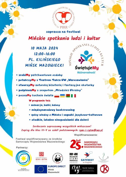 Na białym tle niebiesko-czerwony tekst. Naokoło mazaje niebiesko- żółte i białe kwiaty