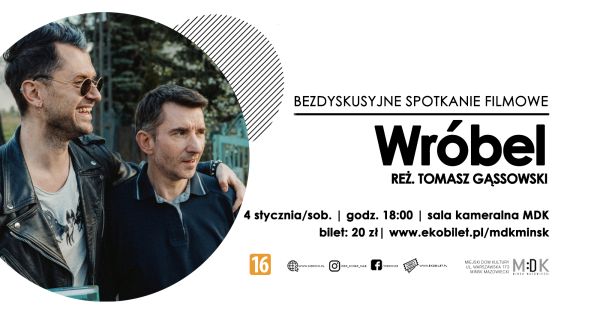 Po lewej w kole dwóch mężczyzn. Jeden obejmuje drugiego za ramię. Po prawej na białym tle informacje