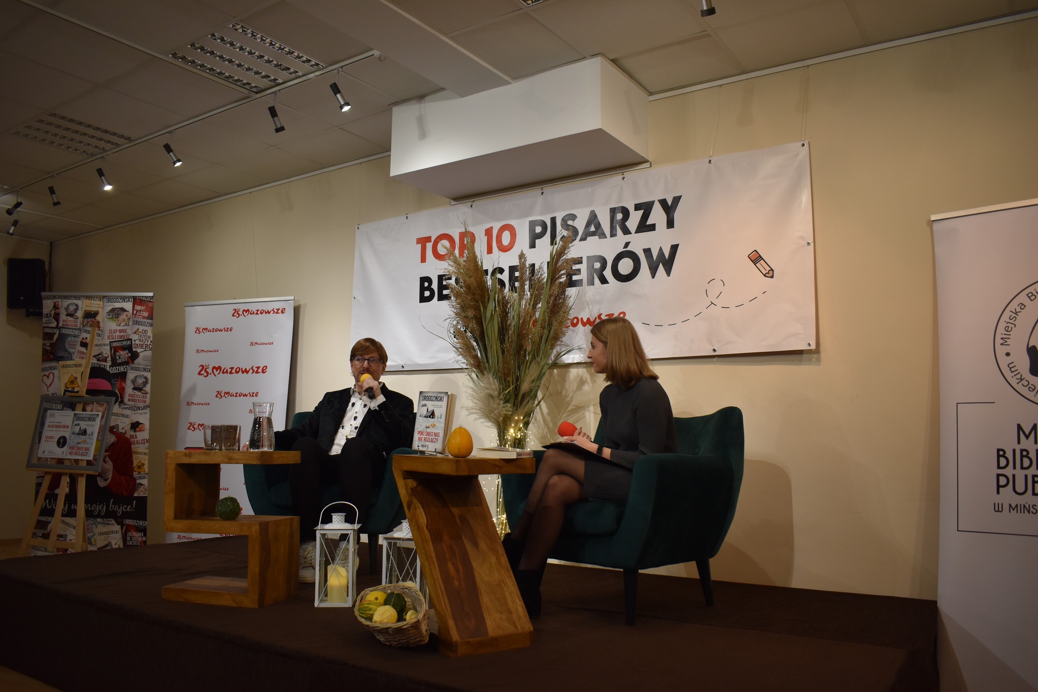 "TOP 10 pisarzy bestsellerów" – Alek Rogoziński